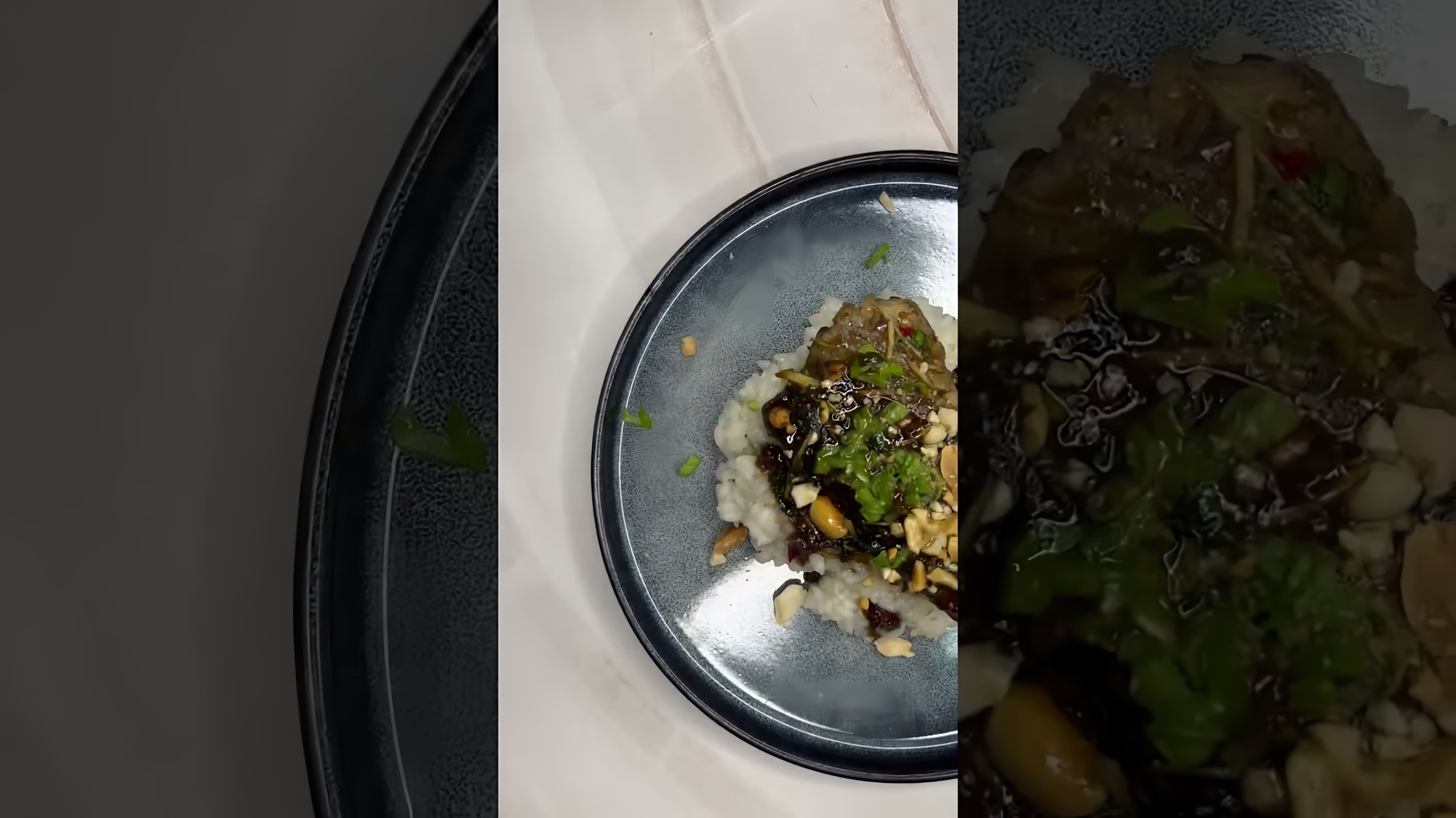 В этом видео-ролике вы увидите, как приготовить вкусное и простое блюдо - треску с азиатским соусом