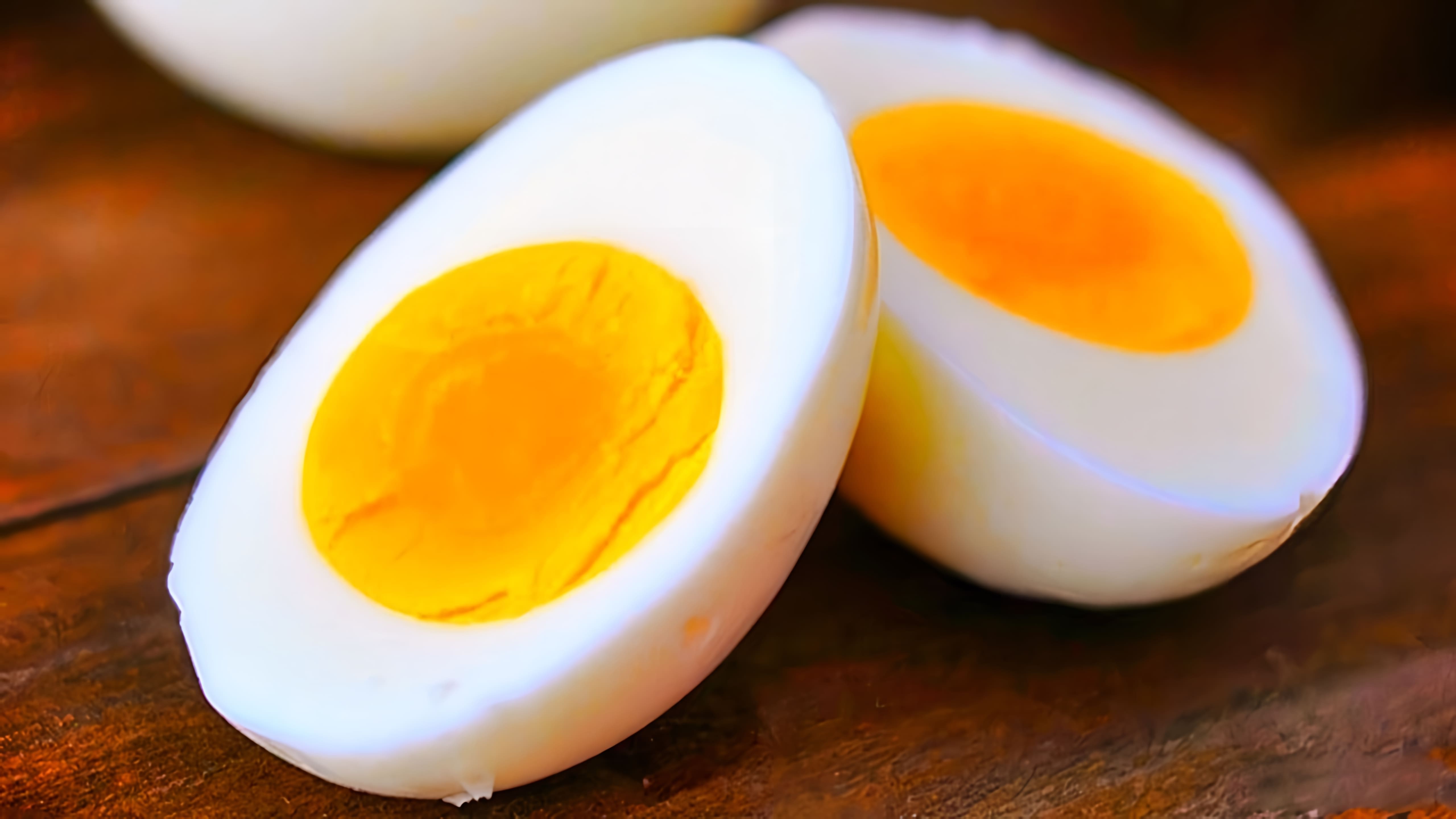 В этом видео-ролике рассказывается о диете, которая позволяет сбросить 10 кг за 2 недели, основанной на употреблении вареных яиц