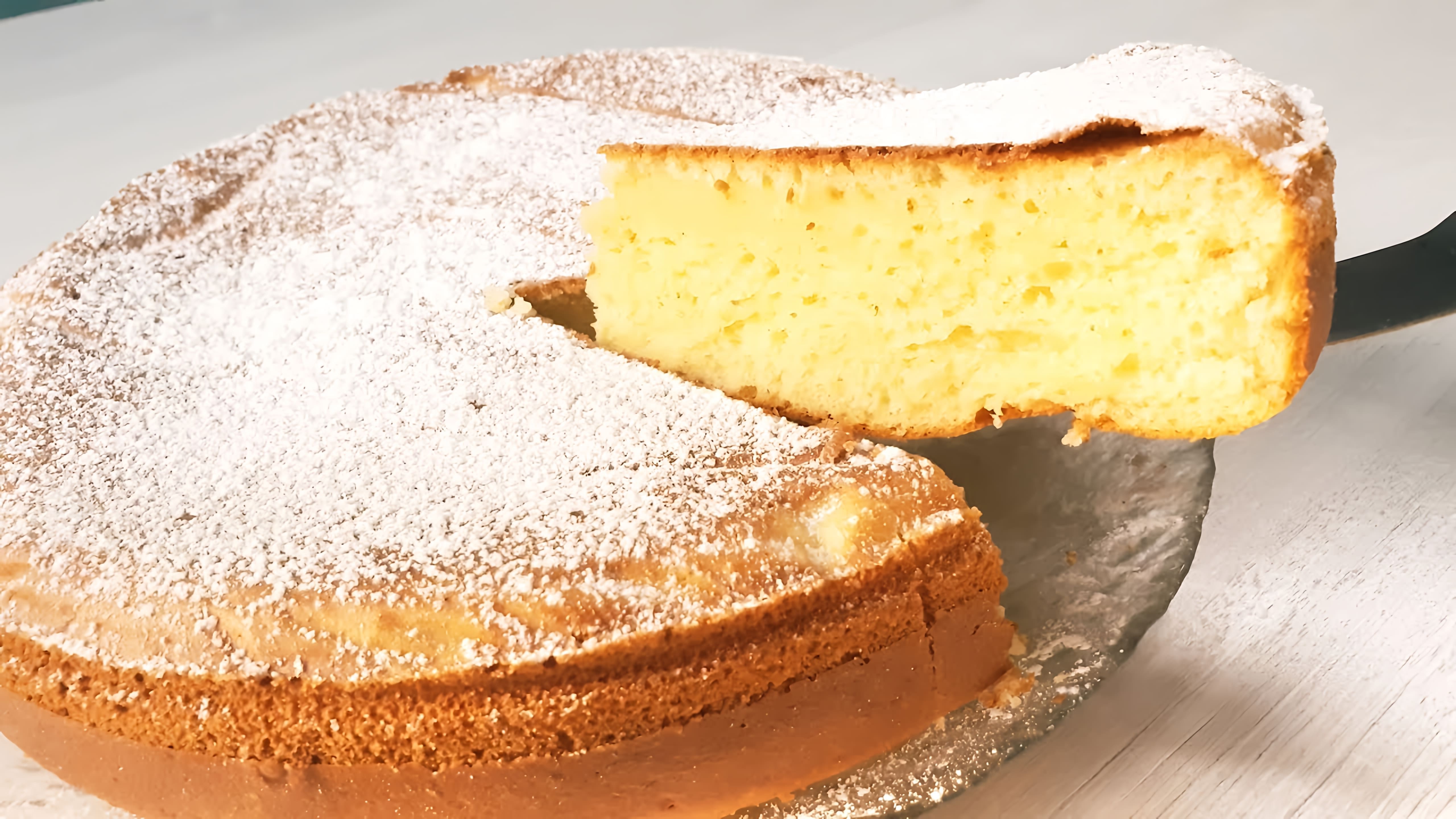 В этом видео-ролике будет представлен рецепт идеального бисквита на сметане, который можно использовать для приготовления пышного пирога