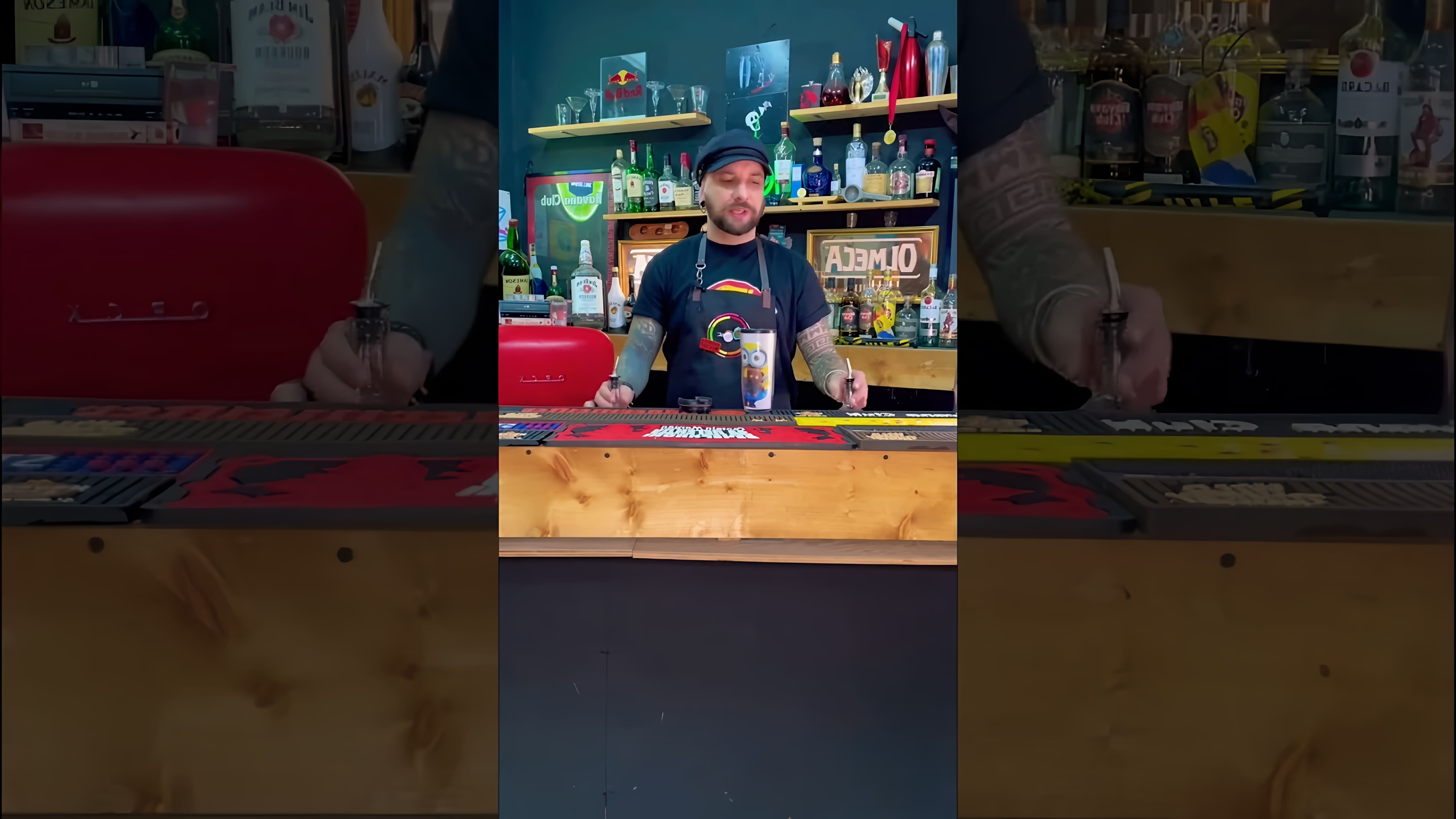 Видео: Самый вкусный безалкогольный коктейль😍#коктейли #смузи #бармен