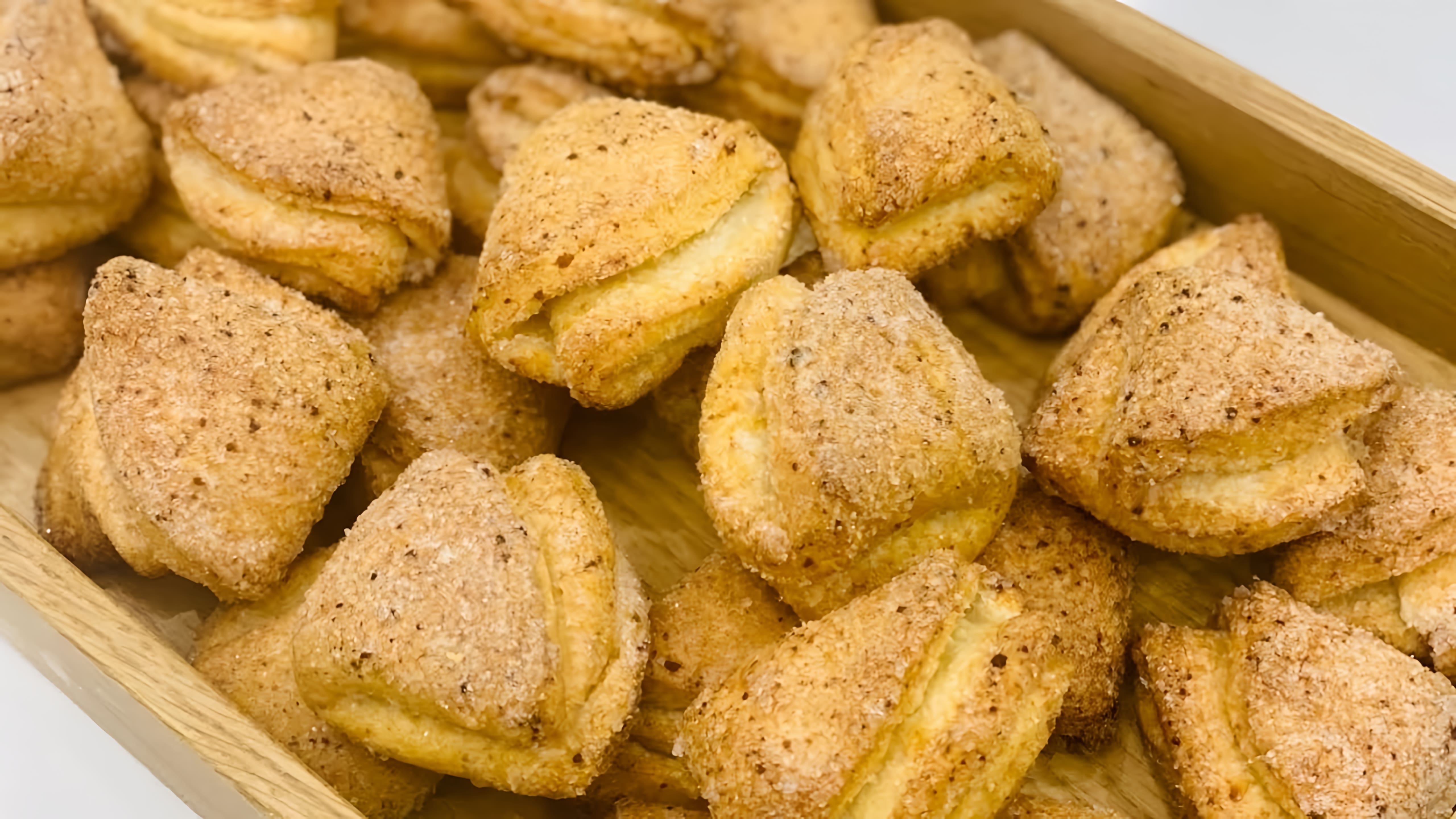 "Печенье Гусиные лапки" - это видео-ролик, который демонстрирует процесс приготовления вкусного и популярного печенья