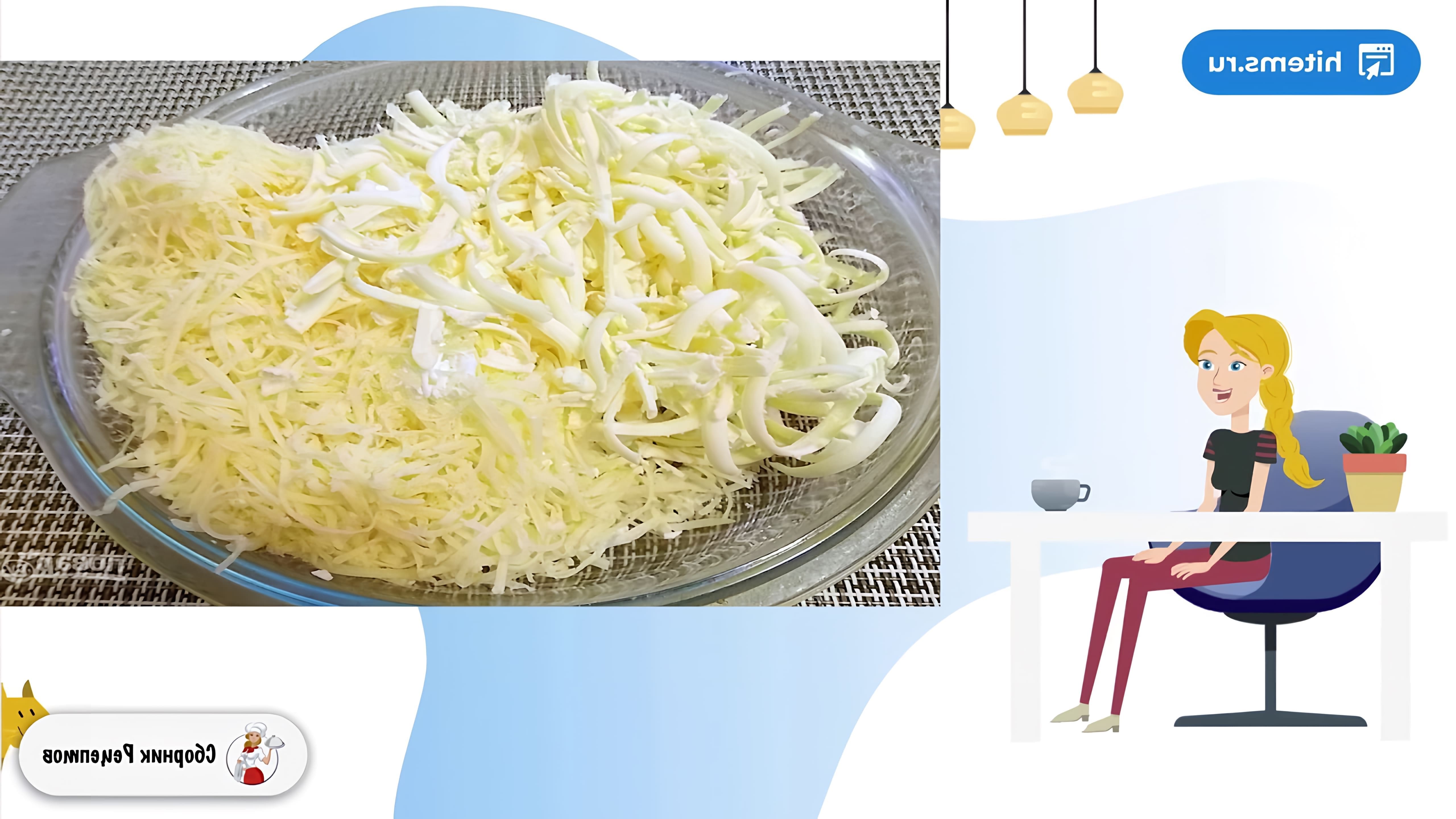 В этом видео демонстрируется рецепт приготовления котлет "Цветок папоротника" из белорусской кухни