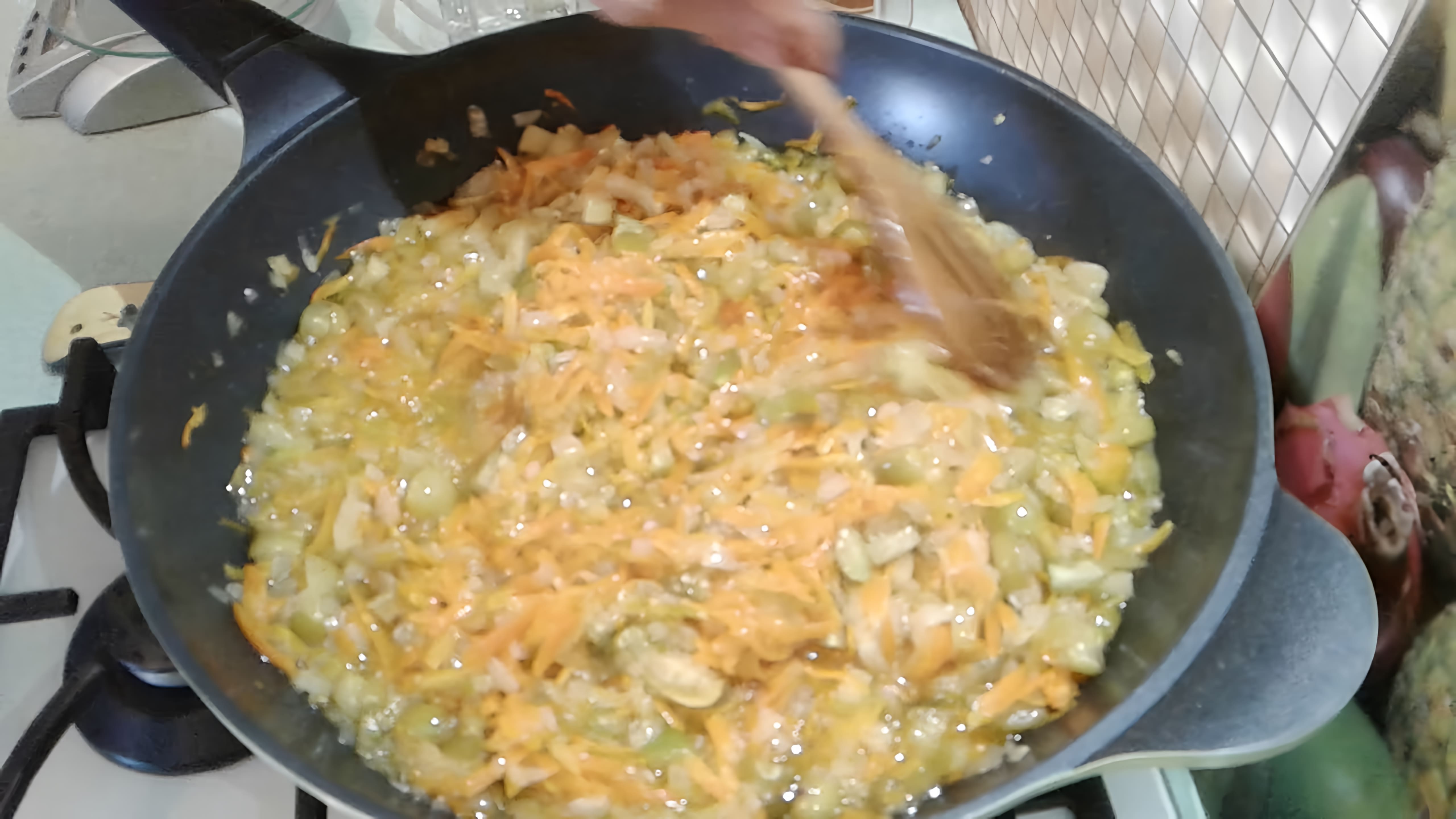 В этом видео Светлана предлагает рецепт икры из физалиса с овощами