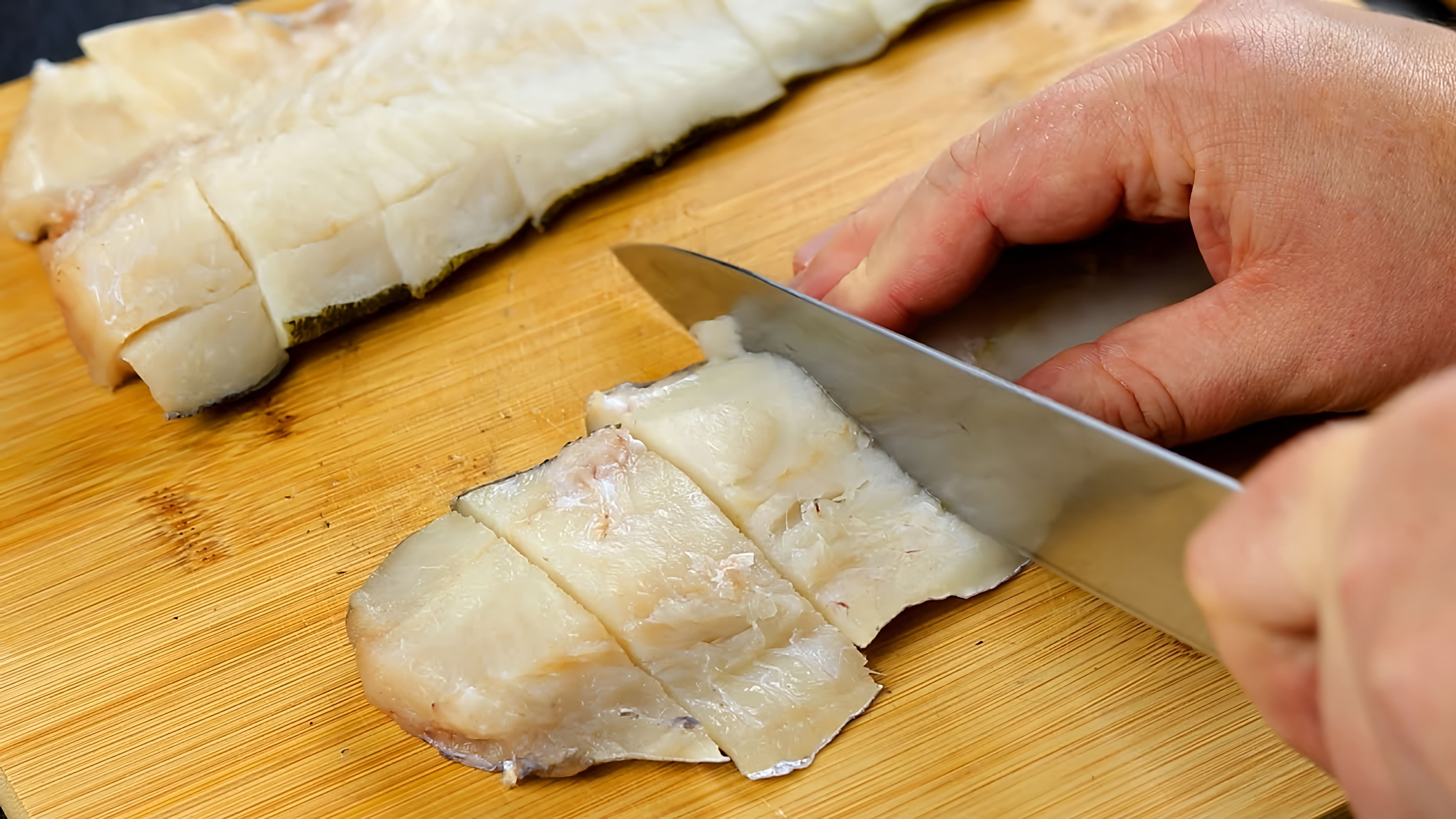 В этом видео-ролике рассказывается о простом и вкусном ужине - запеканке с рыбой и картошкой в духовке