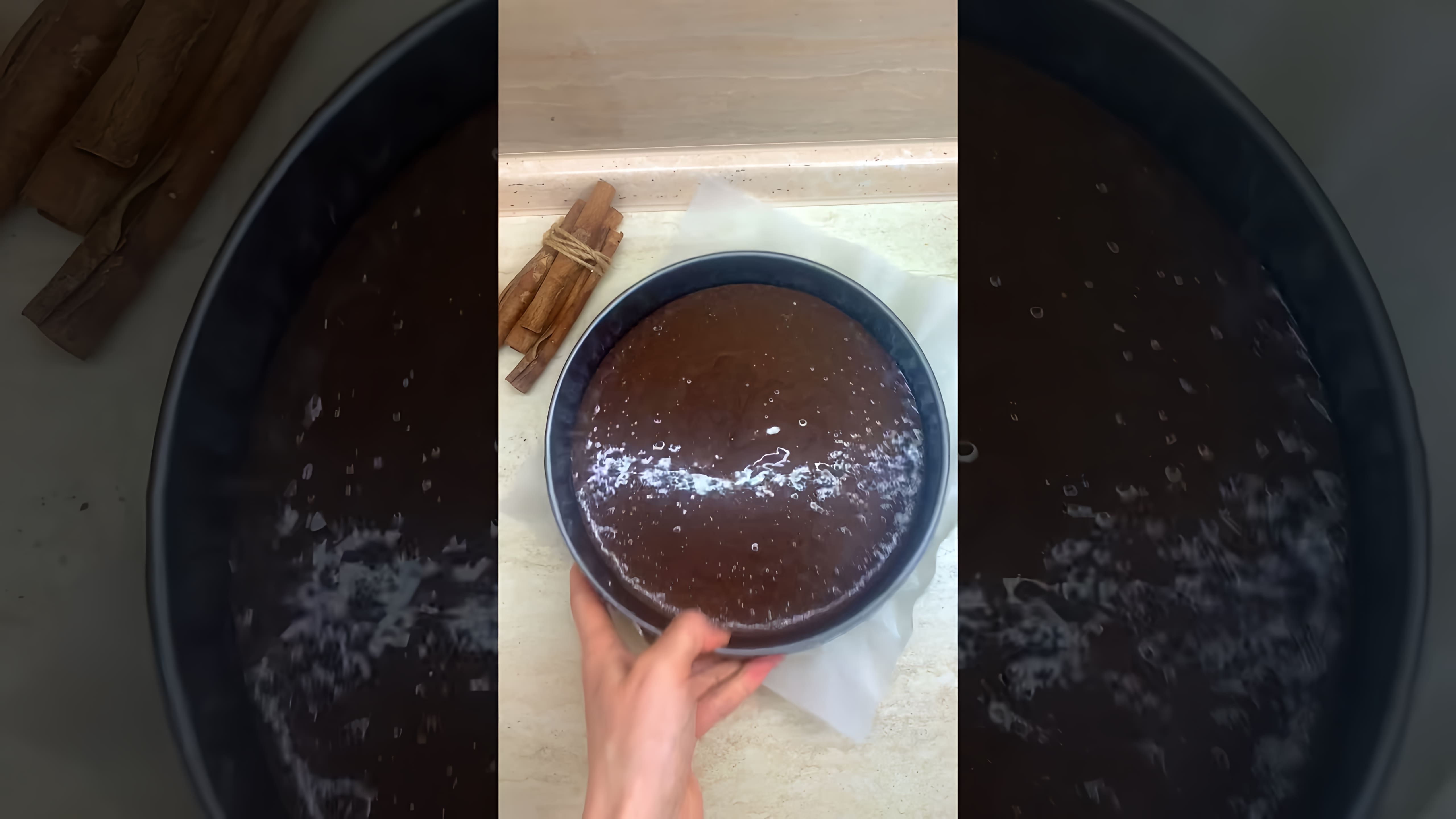 В этом видео-ролике будет показан процесс приготовления бисквита с использованием всего одного яйца