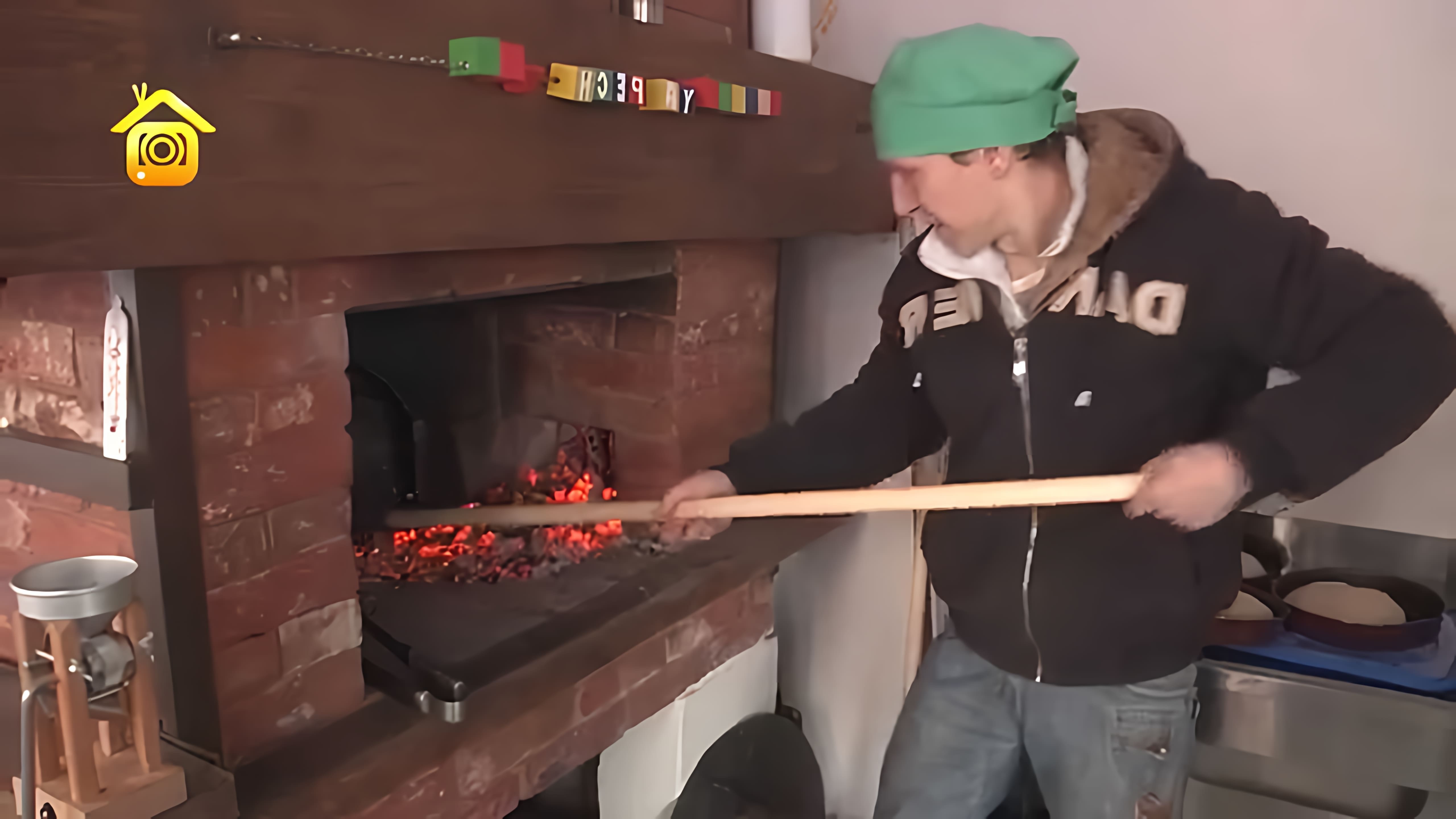 В этом видео-ролике будет показан мастер-класс по выпечке хлеба в русской печи