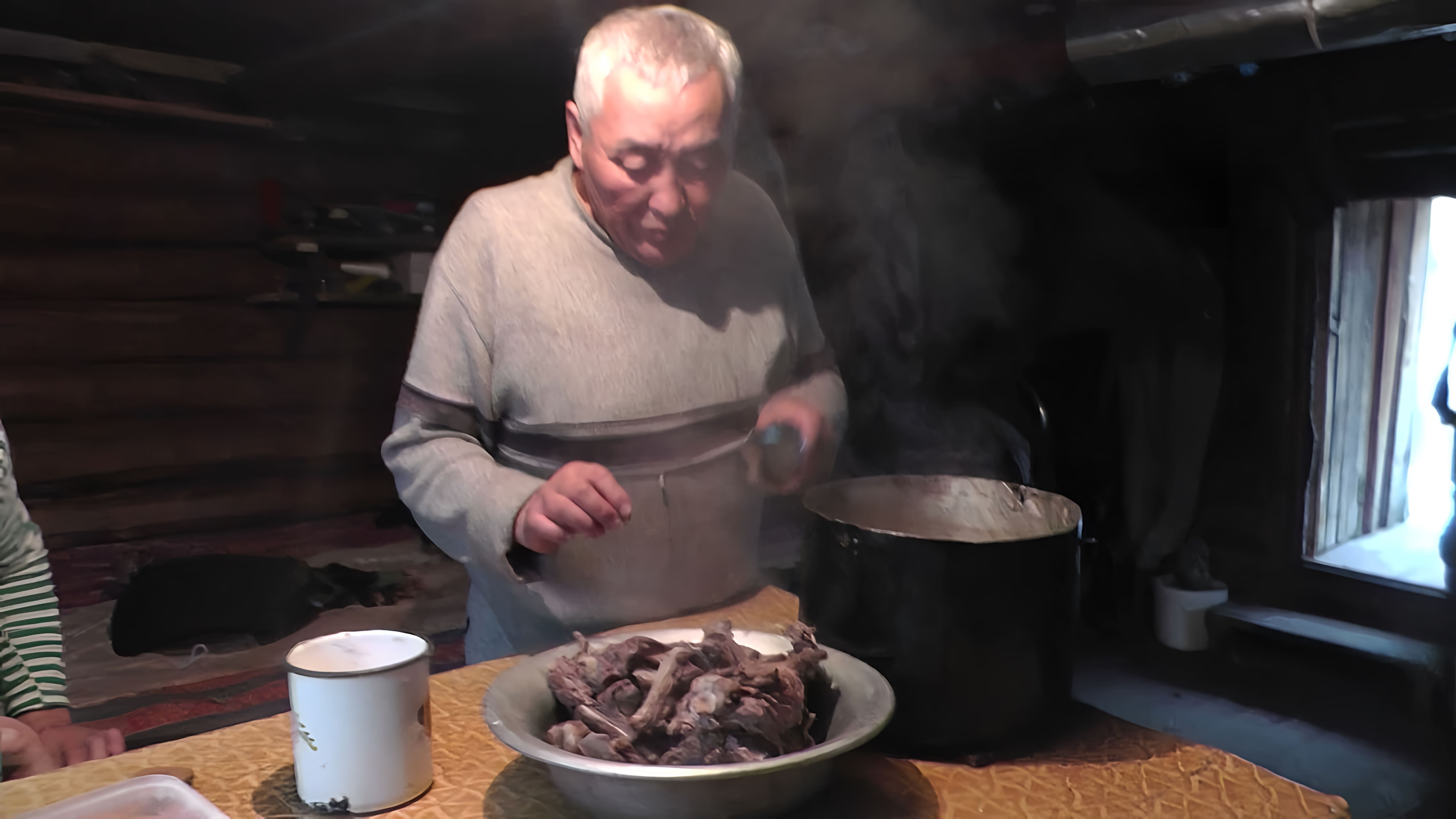 Видео: Суп из оленины (Сэлиэй)