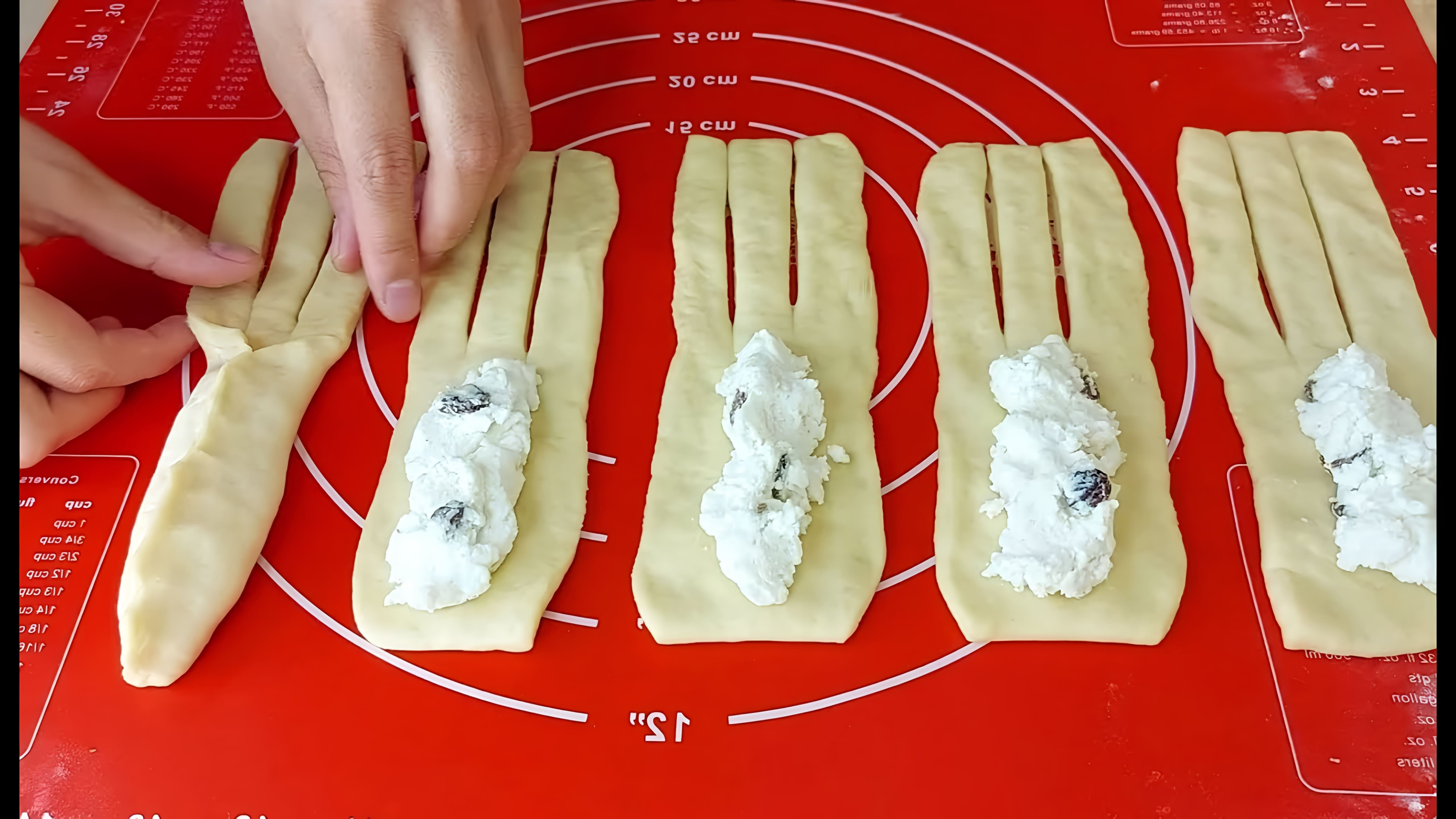 В этом видео-ролике PAZANDA_TV делится новым рецептом потрясающих булочек