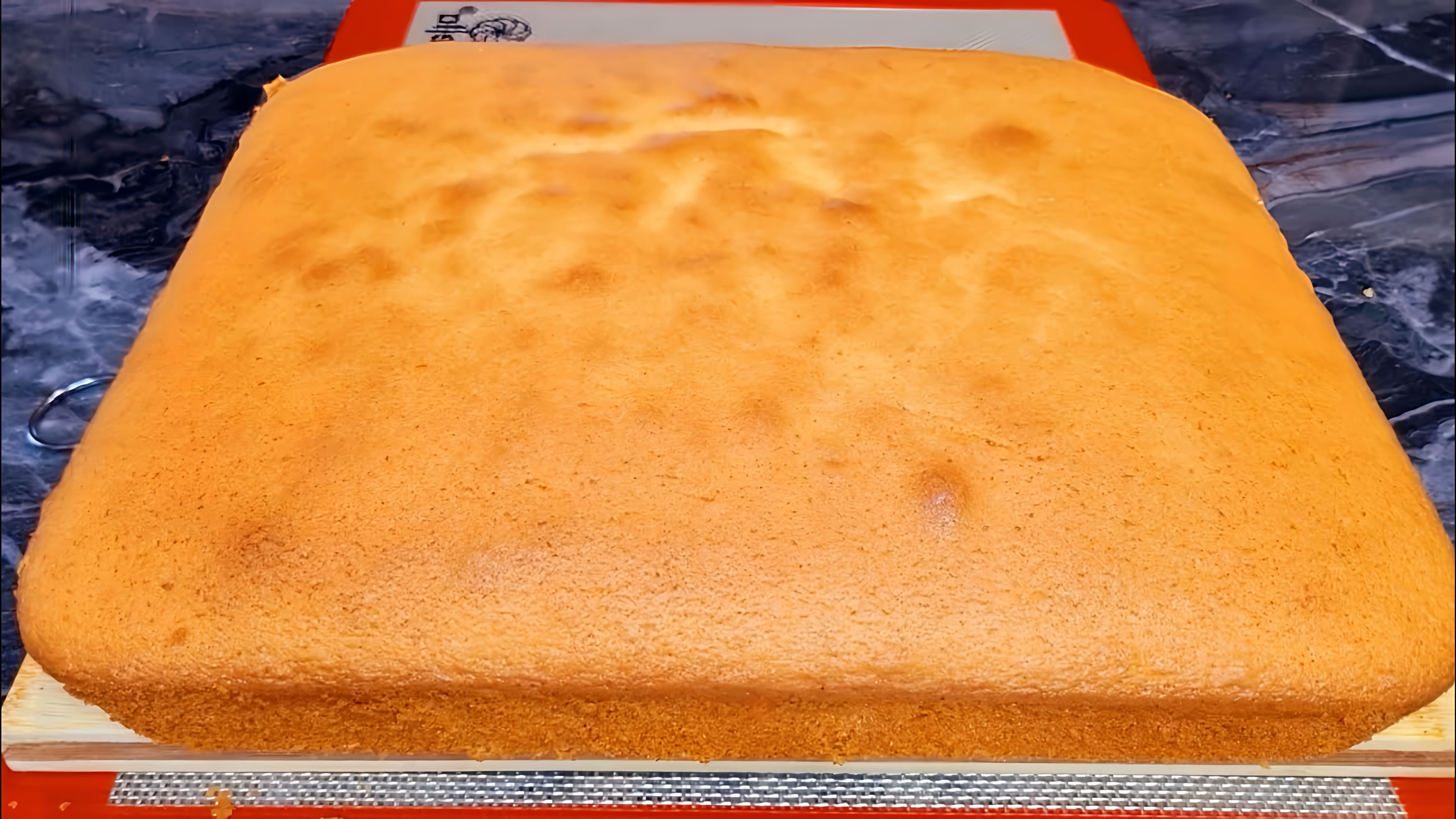 В этом видео-ролике рассказывается о том, как приготовить вкусный пирог, который готовит только ваша золовка