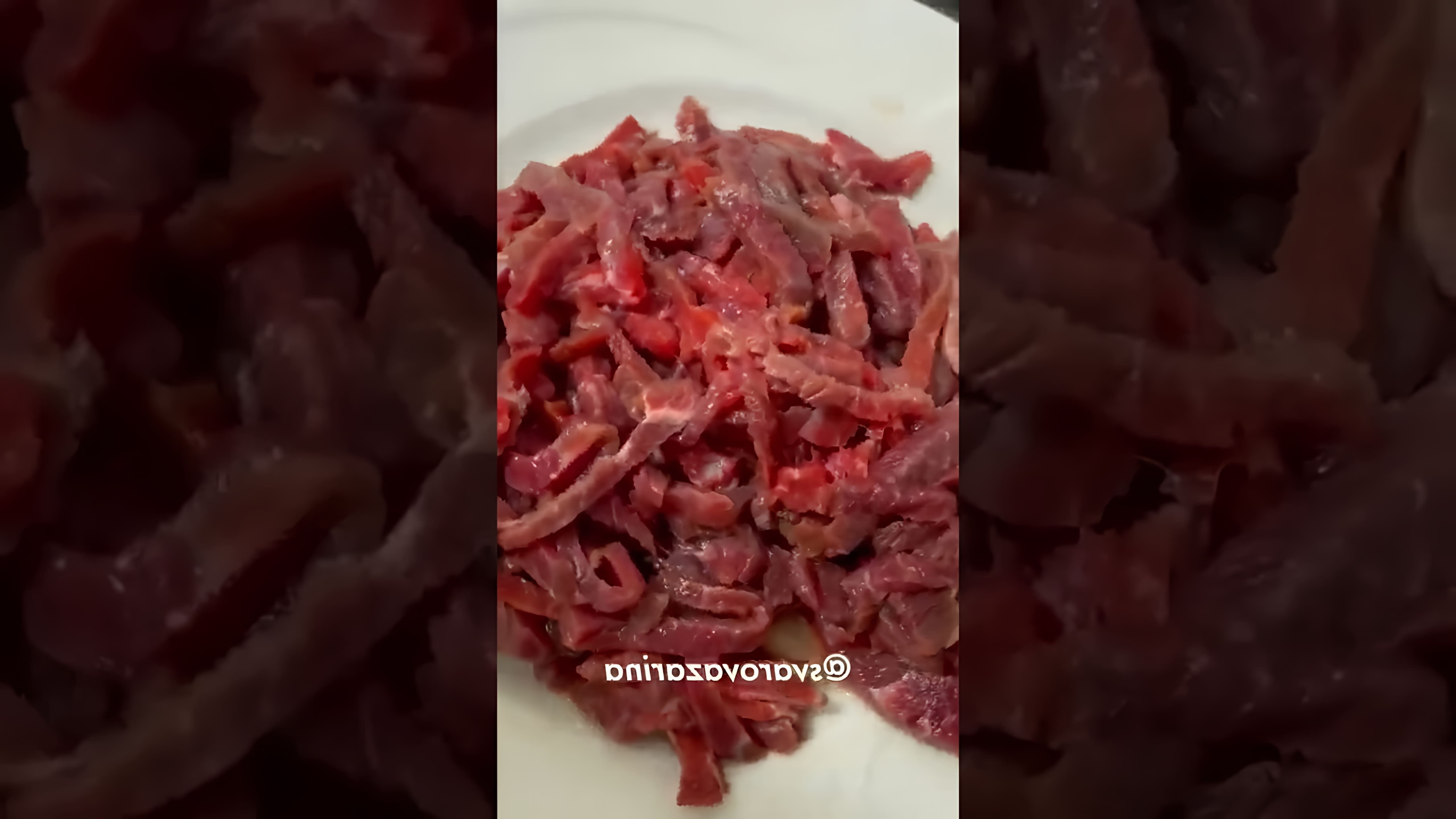 Видео как приготовить блюдо из фунчозы с мясом и овощами