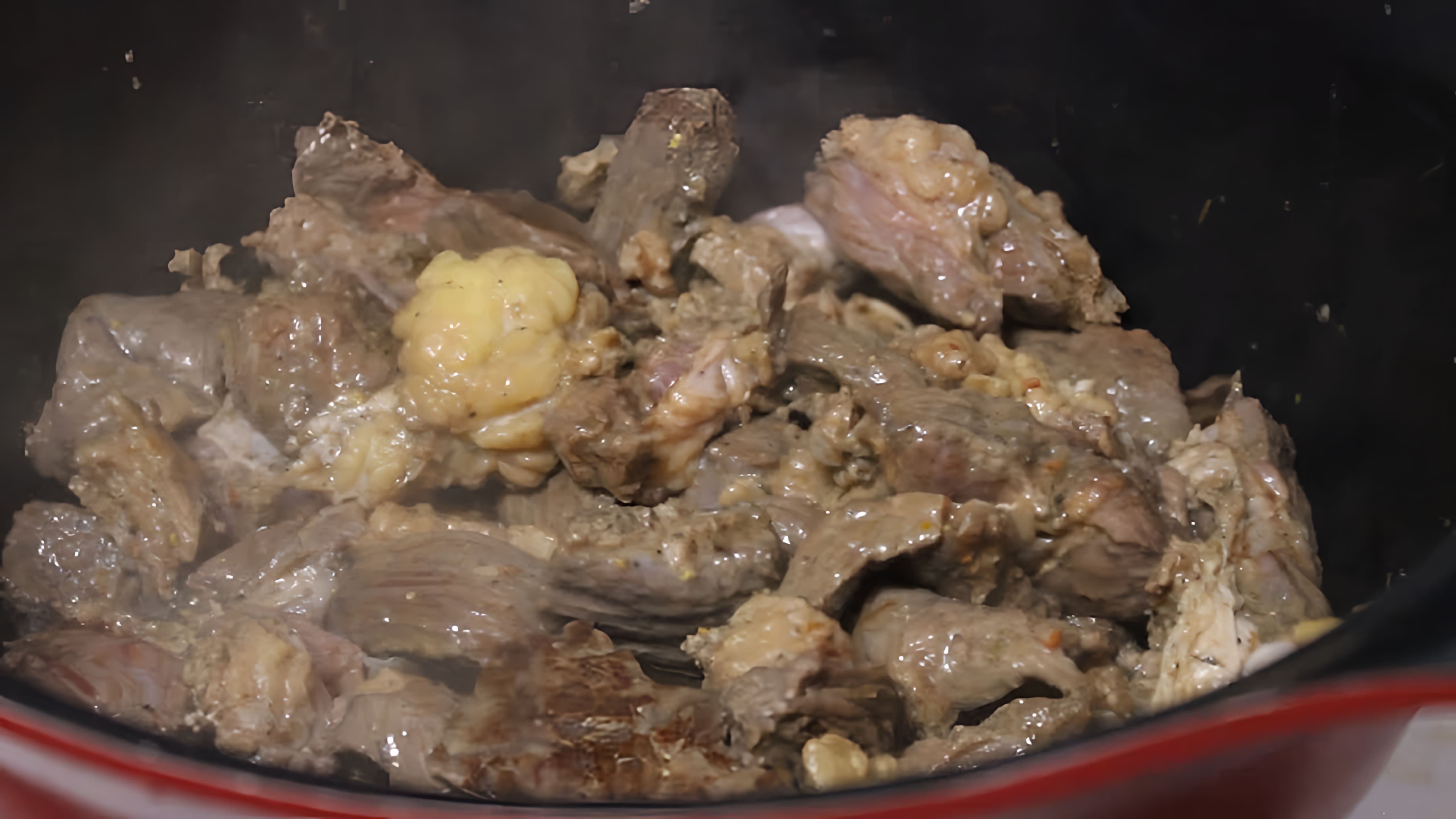 В этом видео-ролике рассказывается о том, как приготовить вкусное и ароматное блюдо из конины по узбекскому рецепту