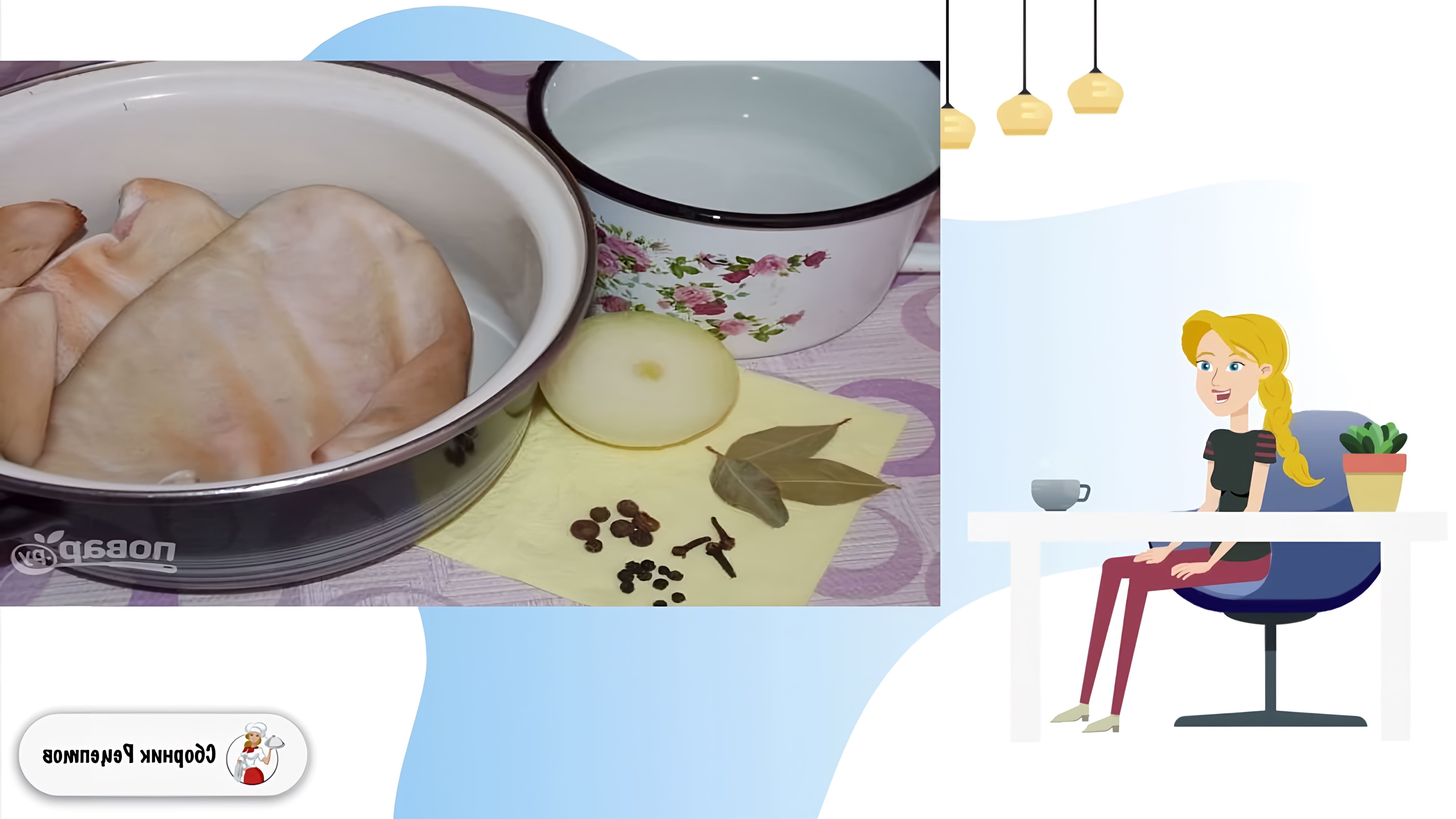 В этом видео демонстрируется рецепт приготовления свиных ушей в духовке
