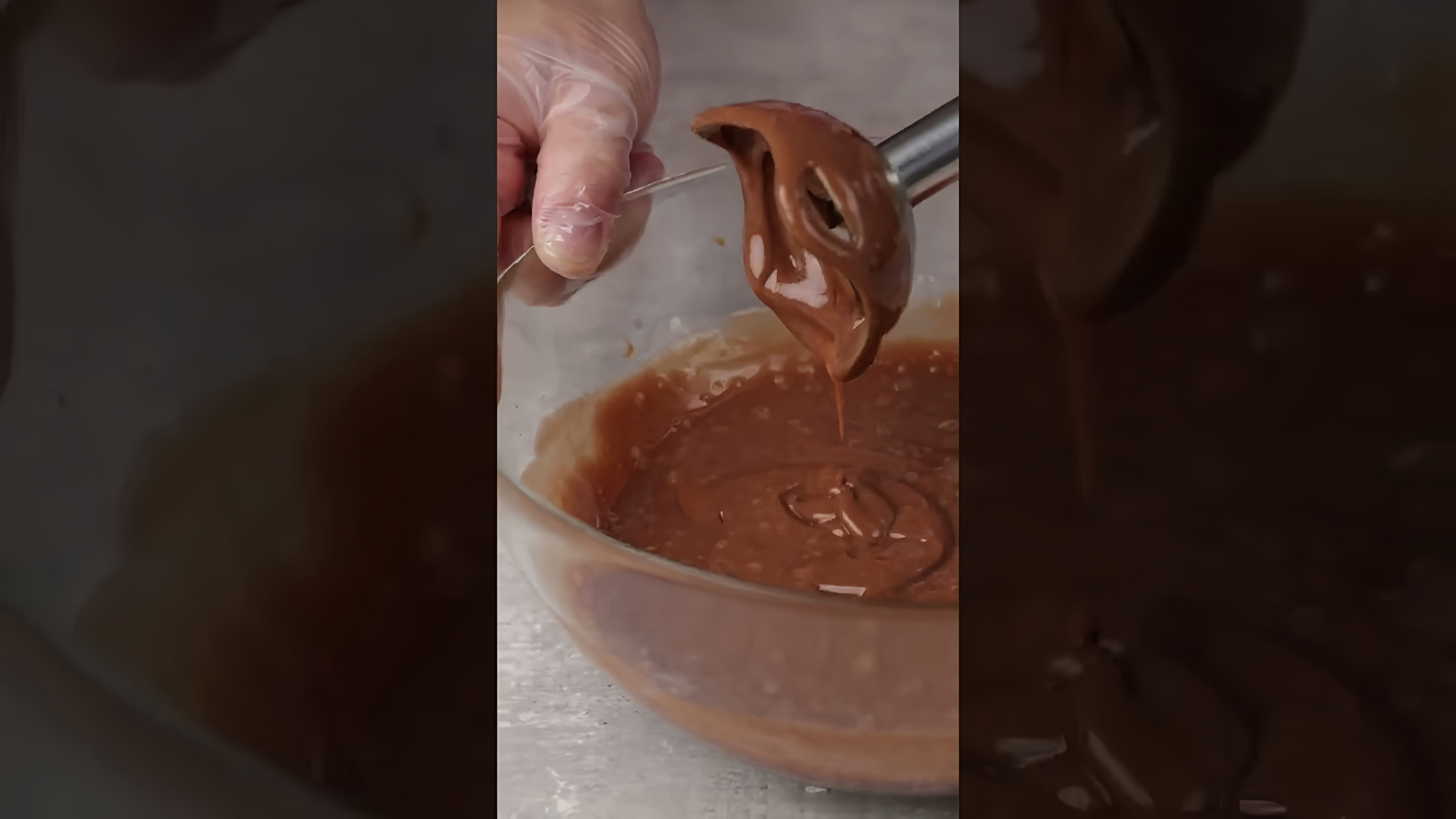 В этом видео-ролике демонстрируется процесс приготовления взбитого ганаша на молочном шоколаде Callebaut