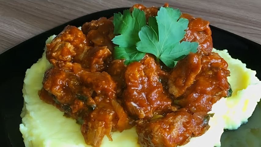 Как готовить соевый гуляш. Соевое мясо. гуляш веганский. соевый гуляш рецепты приготовления на сковороде. рецепты из соевого фарша.