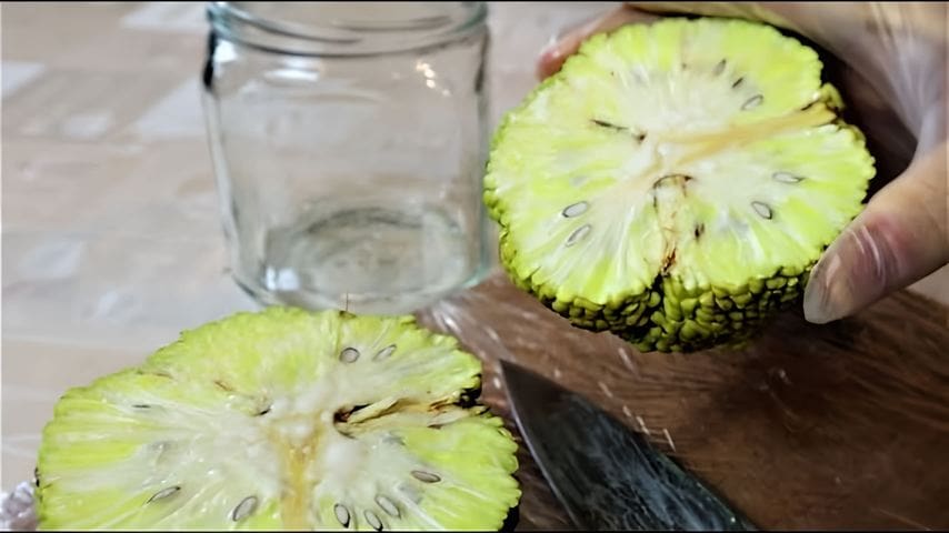 Адамово яблоко