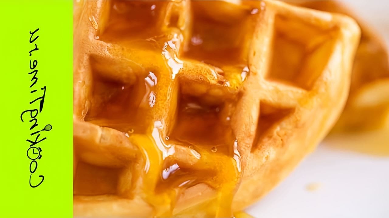 Рецепт вафель быстро и вкусно. Бельгийские вафли в силиконовой форме в духовке рецепты. салат с вафельные.