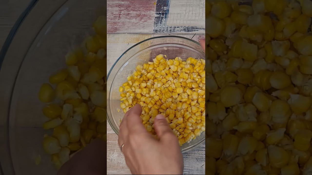 Хомяк с початком кукурузы. Очистка початков. Как быстро очистить кукурузу. Штука для чистки кукурузы. Очиститель качанов кукурузы.